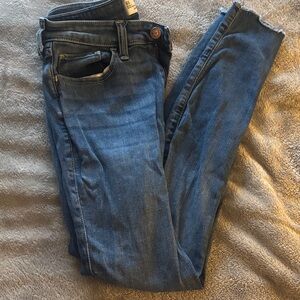 Hollister Dark Blue Ankle Crop Slim Jeans